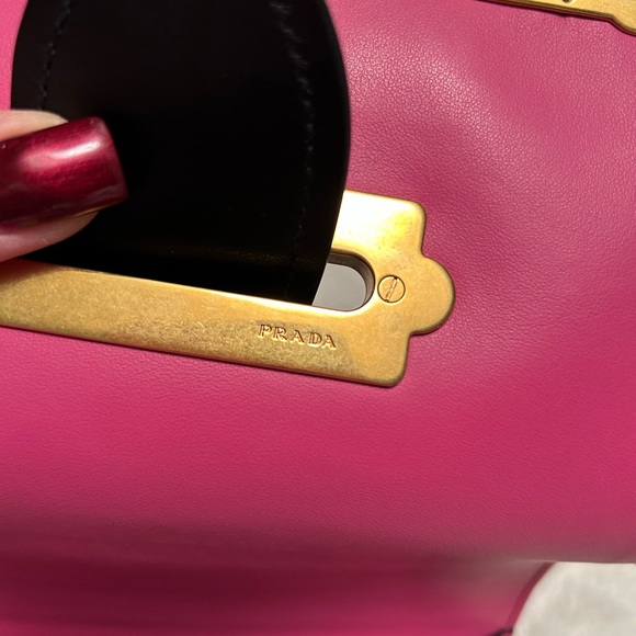 PRADA🩷City Calfskin saffiano cahier fuxia black bag💥sale!!!🔥 - Picture 11 of 13